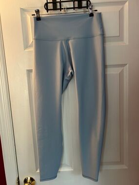 ALO Yoga High-Waist Airbrush Legging Light Blue Size L